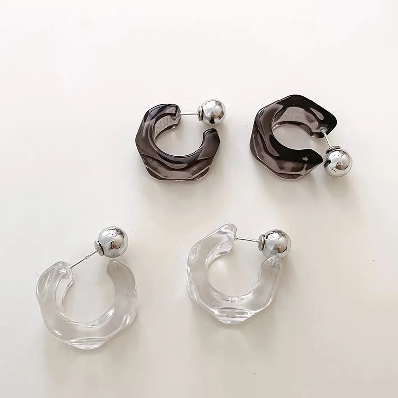 

Vintage Geometric Acrylic Earrings Personality Fashion C Shape Stud Earrings Women Jewelry Gift Accessories