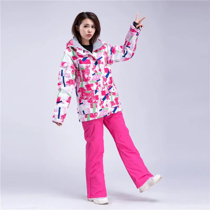 

Лыжный женский костюм, теплый утолщенный Одноместный двойной бортовой корейский водонепроницаемый и дышащий зимний лыжный костюм для акти...