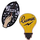 Lumos значок волшебная палочка брошь милый фестиваль Хэллоуин Рождественский подарок