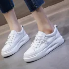 Женские кроссовки из натуральной кожи, повседневные светильник-белые кроссовки на платформе, удобная обувь на среднем каблуке, осень 2020