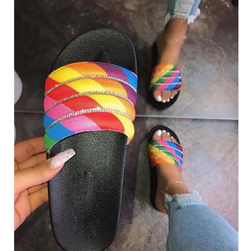 

2020 Summer New Women's Slippers Flat Low Heel Bling Female Fashion Shoes Open Toes Colorful Sexy Beach Sandals Plus Size