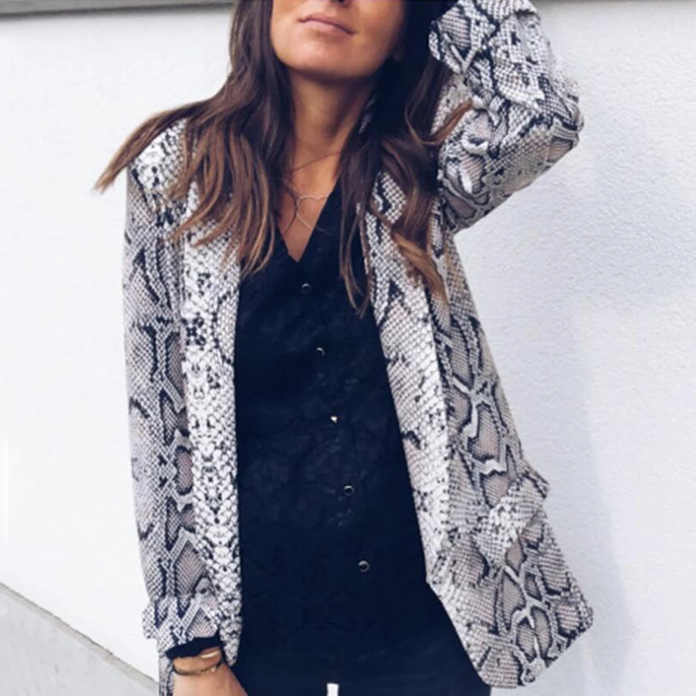 

Party Open Front Daily Wear Snakeskin Printed Slim Fit Turn-down Collar Outerwear Shopping Long Sleeve Women Blazer With Pockets