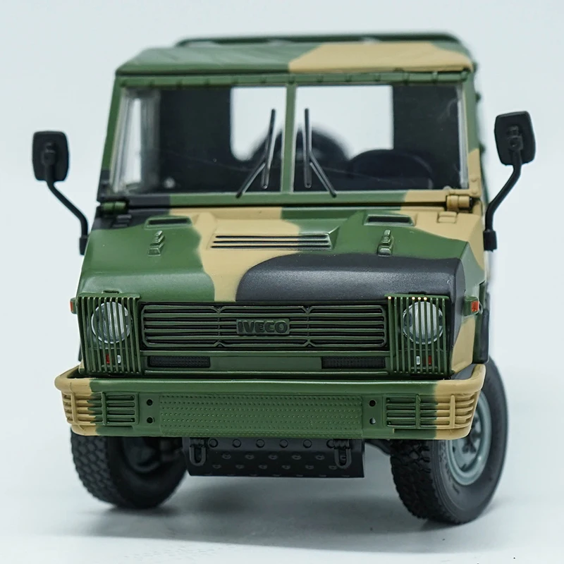Оригинальная фабрика Нанкин 1:24 Iveco военный автомобиль Nj2046 внедорожник литый под