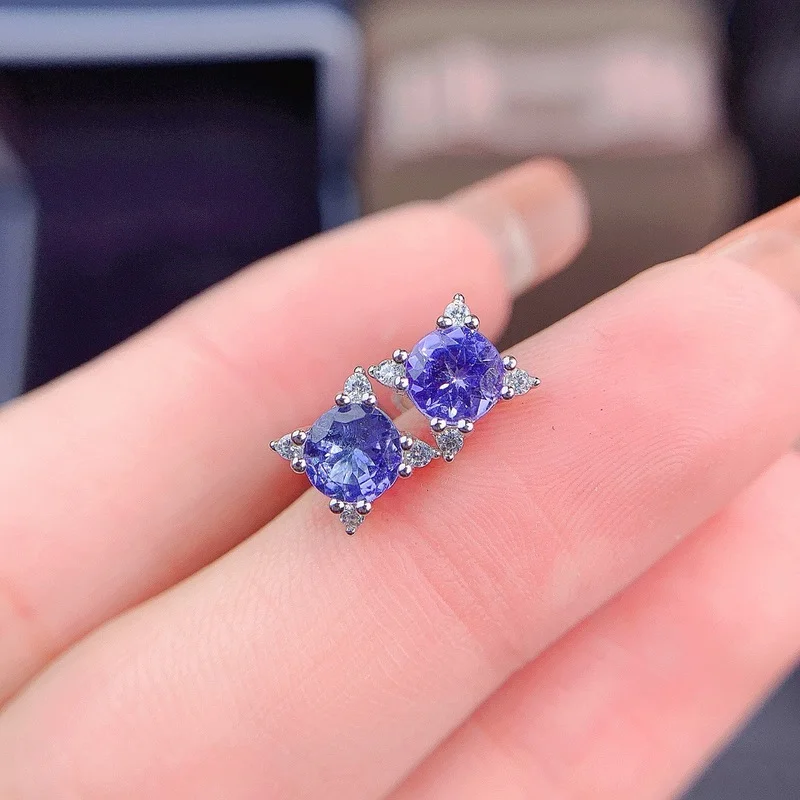 Серьги-гвоздики из серебра 925 пробы с танзанитами | Украшения и аксессуары