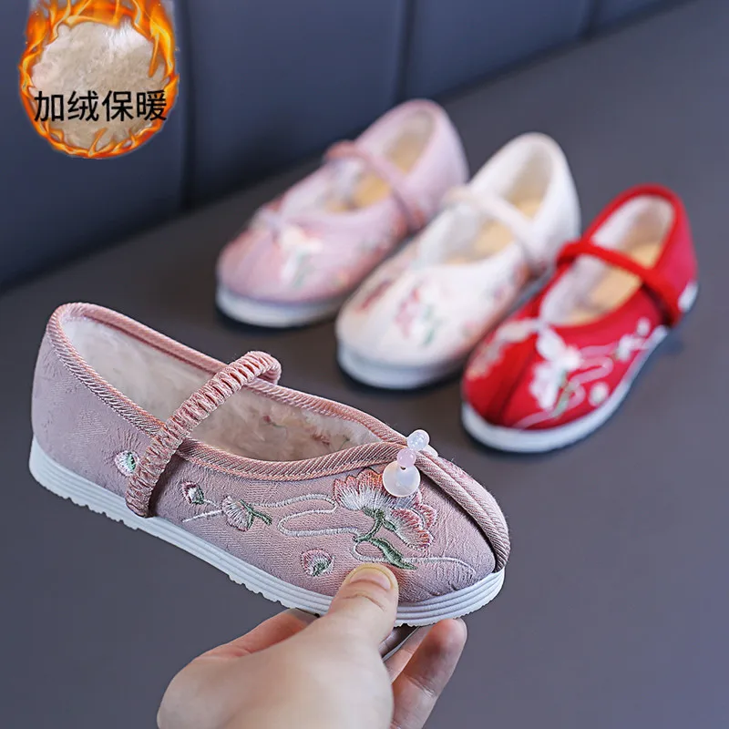 

Old Beijing Children's Shoes Embroidered Princess Girls Cotton Shoes Handmade Velvet Hanfu Tang Vintage Shoes 25-36 Kids Sneaker