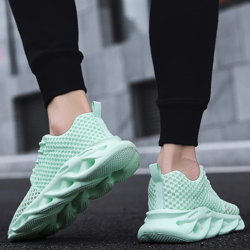 Damyuan Running Shoes 48 Breathable Light Men's Sneakers 47 Fashion Men's Jogging Sports Shoes 36 Large Size Couple Casual Shoes