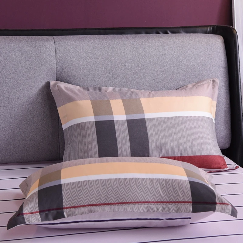 Одна штука наволочки с красивым цветочным принтом размером 48см*74см, изготовленной из 100% полиэстера, для использования в спальне, модель XF340-23.