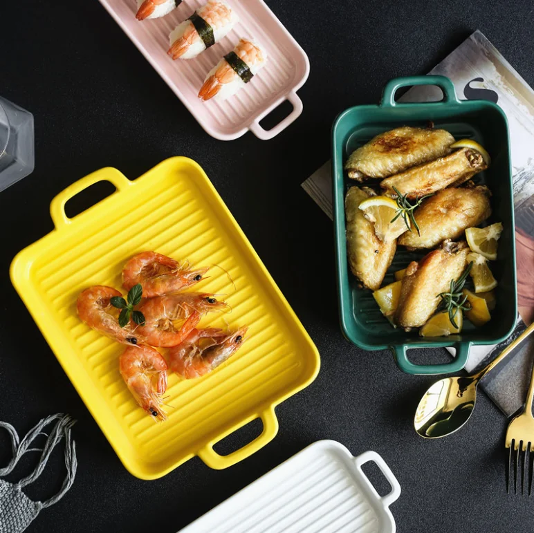 

Kitchen,Dining & Bar