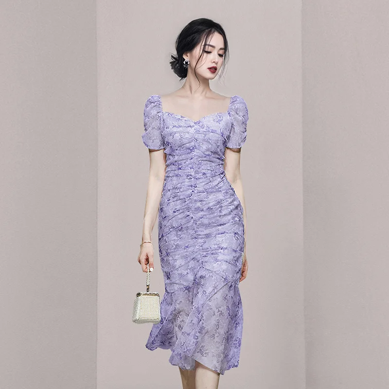 Женское шифоновое платье с рукавами-фонариками длинное облегающее оборками 2021 |