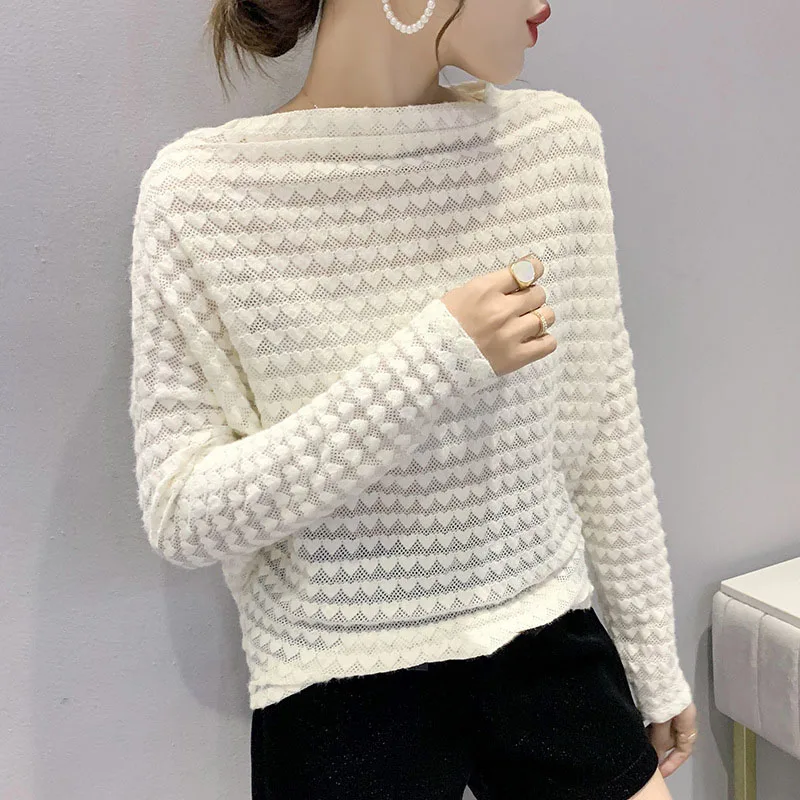 

Women's autumn 2021 round neck long-sleeved lace blouse bottoming shirt one