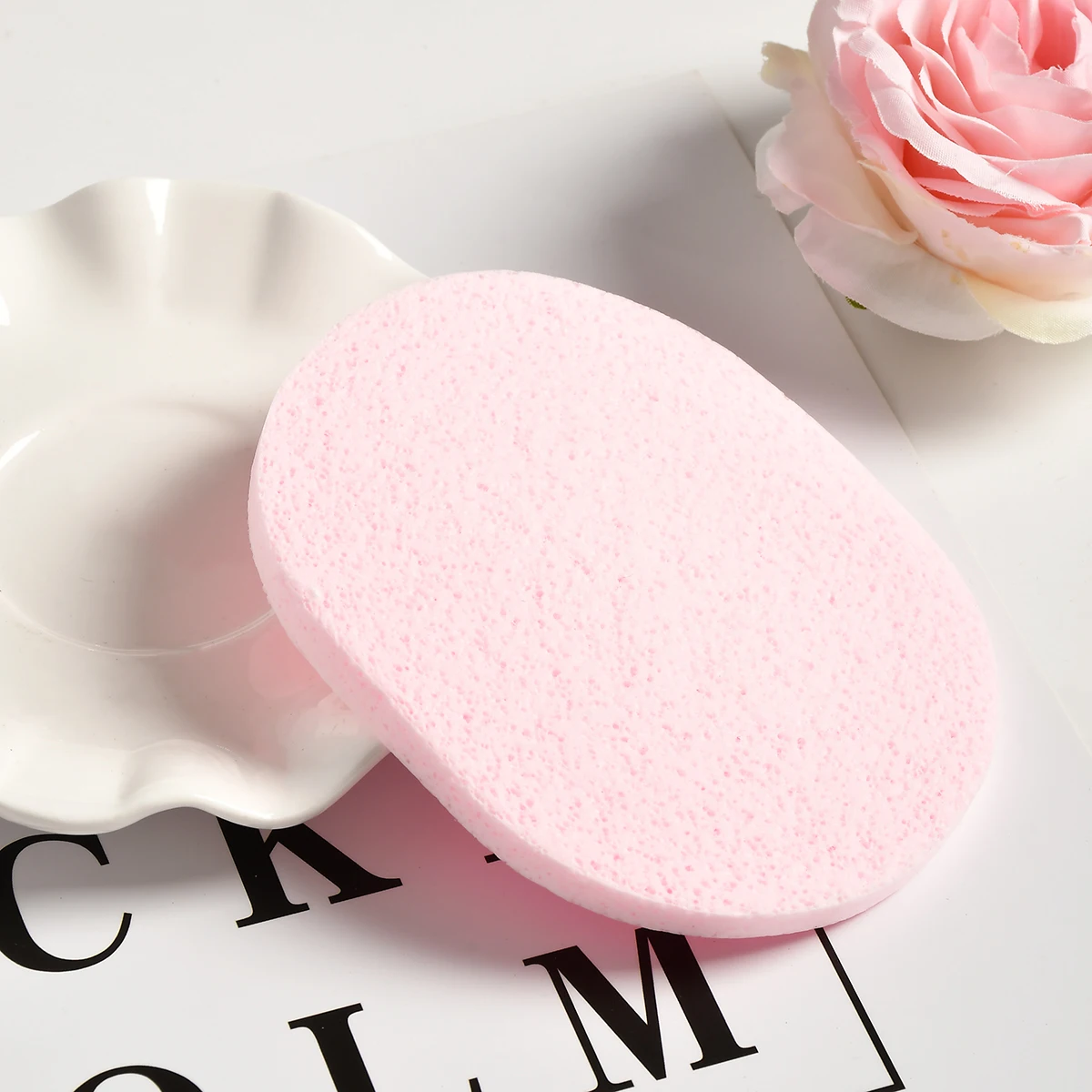 

1 Pcs Natural Sponge Facial Cleansing Puff Random Color Multi-function Cleaning Pores Makeup Tools