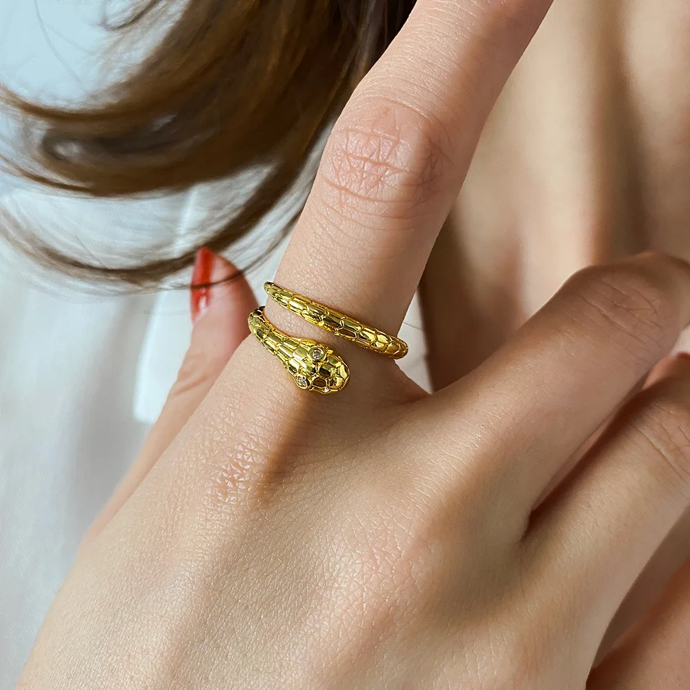

1 Pcs Stereoscopic New Retro Punk Snake Ring Fashion Personality Snake Opening Adjustable Ring Jewelry As Gift