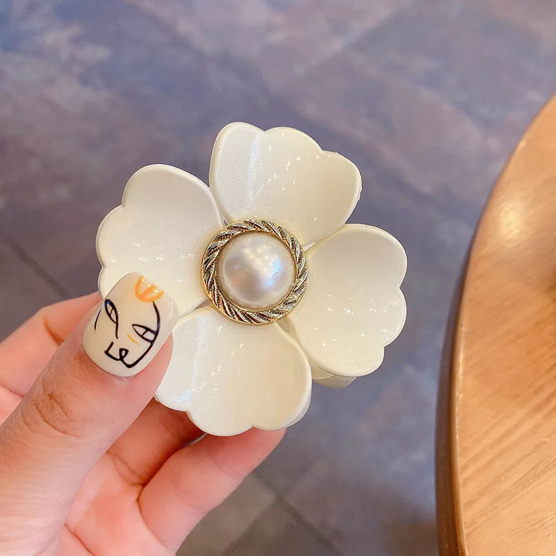 

Sweet Girls Flower Shape Hair Clip Hair Claw Chic Barrettes for Women Claw Crab Hairpins Styling Bohemia Hair Accessories Gift