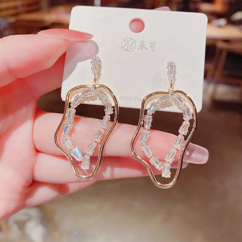 

2021 New Tide Autumn Winter Network Red Shell Pearl Earrings For Woman 2021 New Fashion Korean Jewelry Temperament Gifts