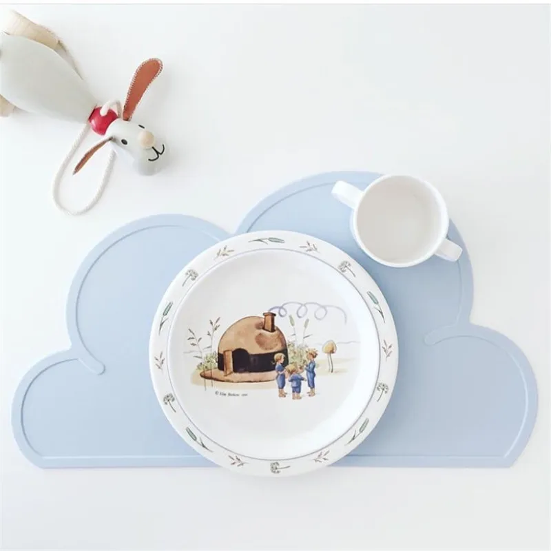 

Placemat Kids Plate Mat Table Pad Food Grade Silicone Waterproof Heat Insulation Kitchen Gadget Easy Cleaning Cloud/Square