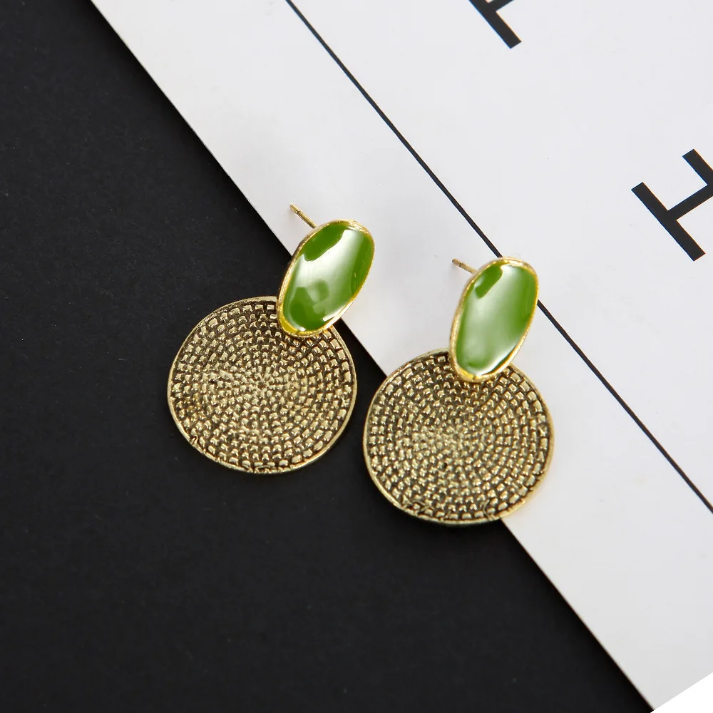 

Summer Bohemian Retro Alloy Pendant Big Round Circle Earrings Female Color Stud Earrings