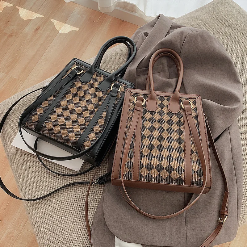 

Bucket Bag Retro Handbag Square Messenger Bag Shoulder Bag bolsas feminina bolsas de palha verao bolsos mujer de marca famosa