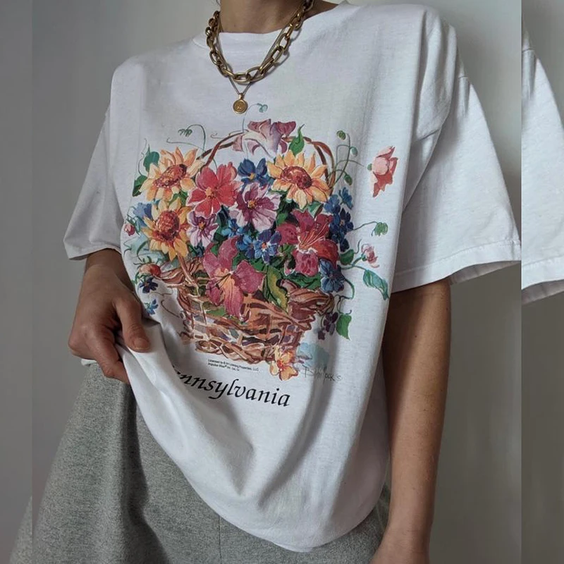 

B-TOTO American Retro Oil Painting Print Short-sleeved T-shirt Women's Trendy Ins Design Niche Top 2021