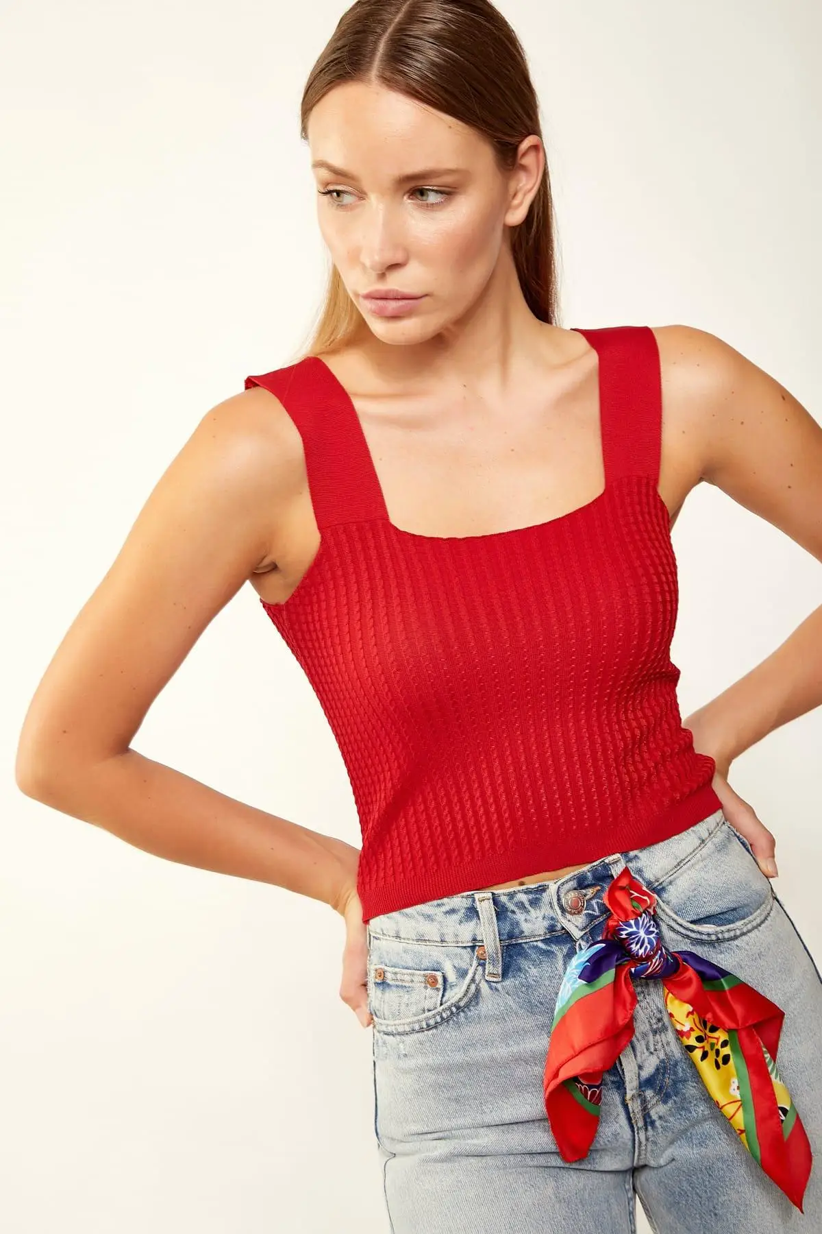 Счастье ist. Женский красный квадратный воротник свитер укороченный Топ Блузка