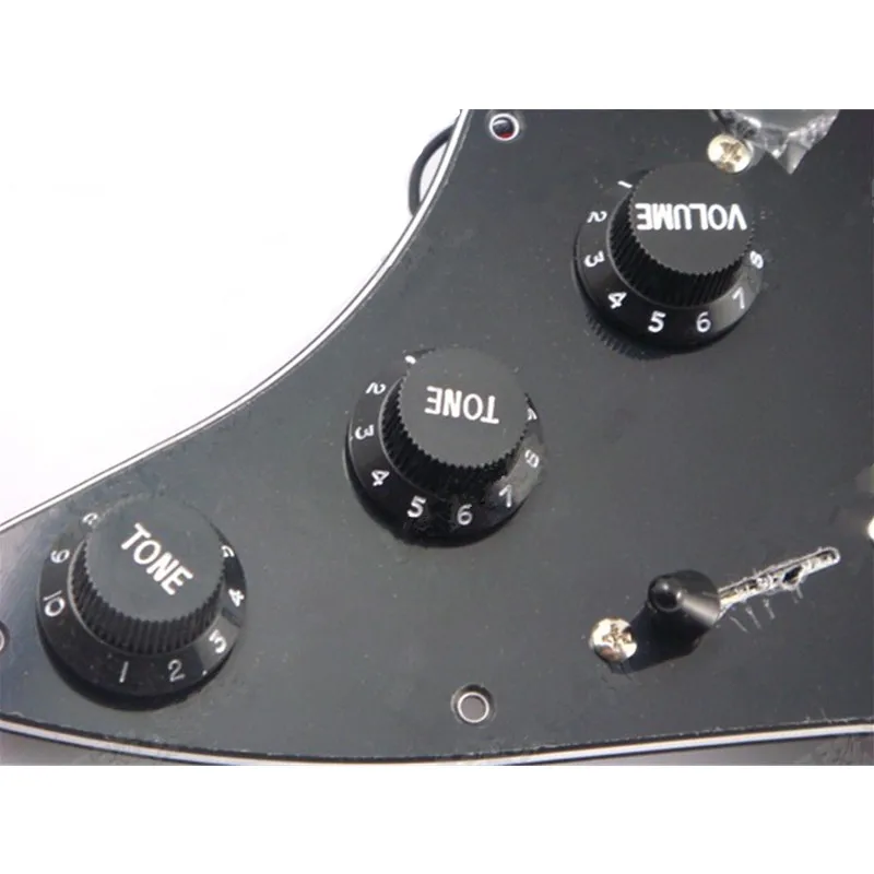 Черная электрическая гитара 3S нагруженная Предварительно Проводная скребок в