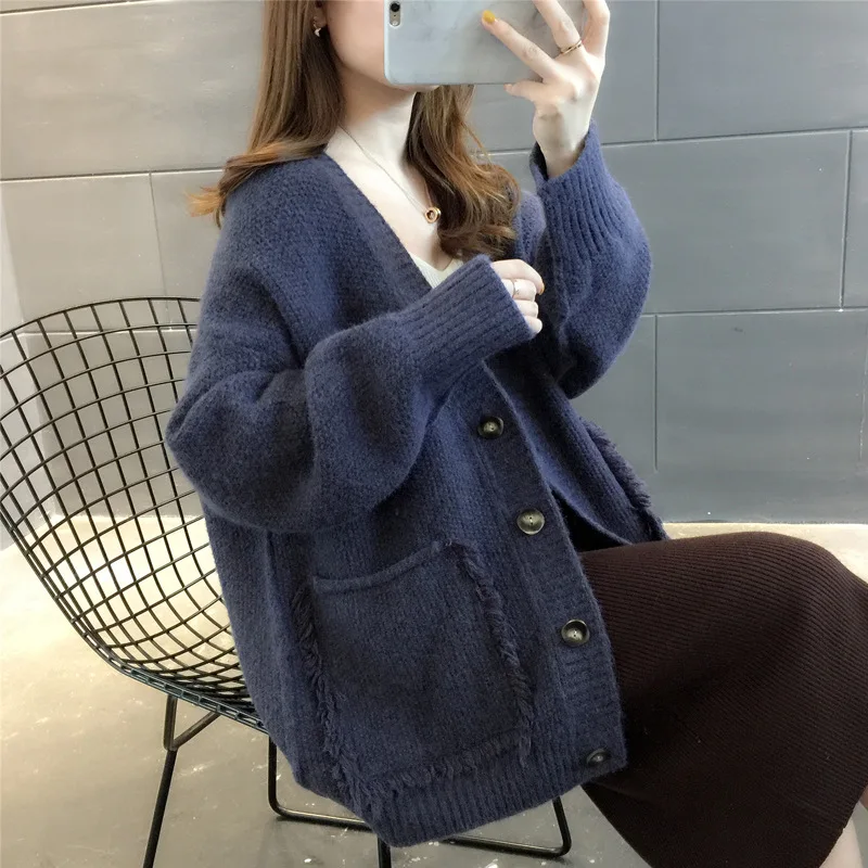 

2020 Autumn New Knit Female Cardigan Loose Streetwear Knit Sweater Coat Cute Solid Color V Neck Knitted Cardigan Women Jacket