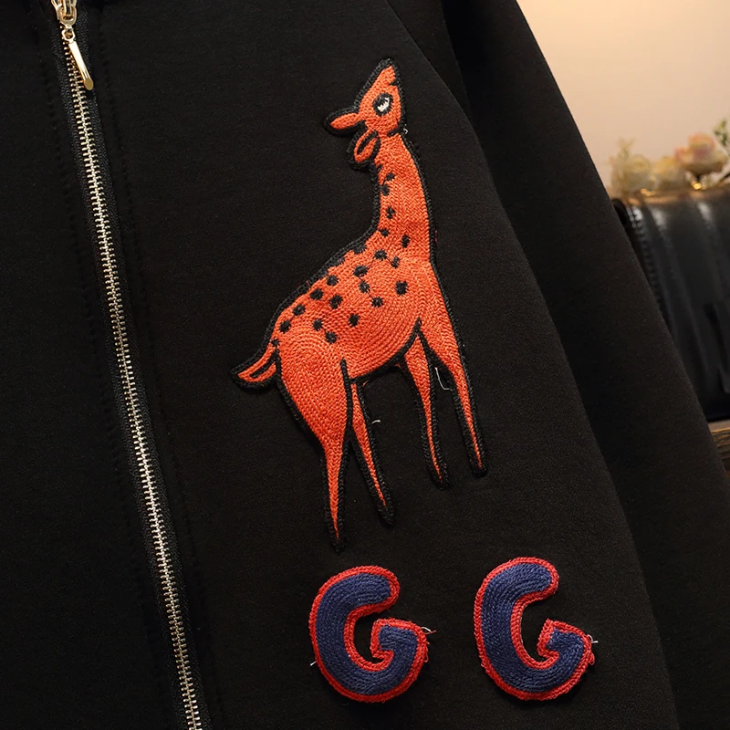 Женский спортивный костюм с вышивкой комплект из двух предметов: кофта оленем и