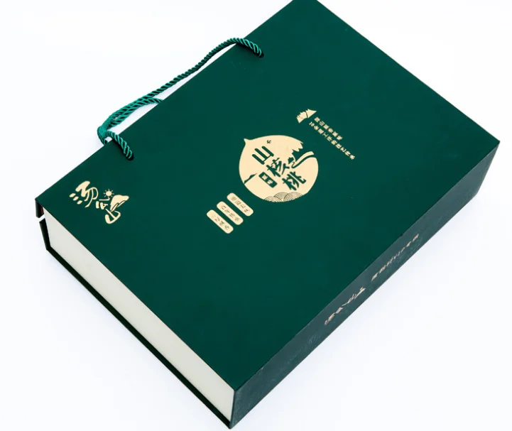 Роскошная Ароматизированная свеча Rose Золотая баночка с гравировкой логотипа и