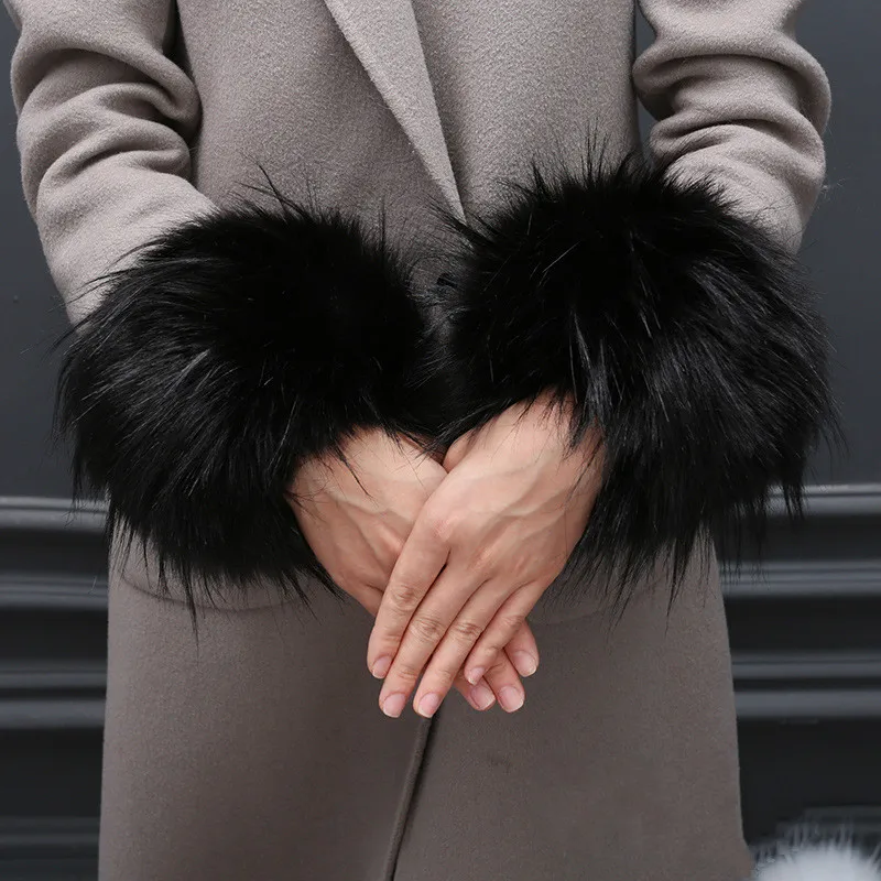 Winter Gloves Oversized Fur Cuffs Wrist Ring Keep Warm Windproof Cuff Bracelet Cute Wrist Set Hand Cuff Women Fingerless Gloves