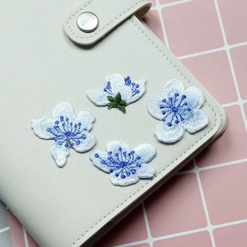 

4pc/set embroidery Flower patches for clothes Iron on parches appliques for clothing floral badge parches para la ropa