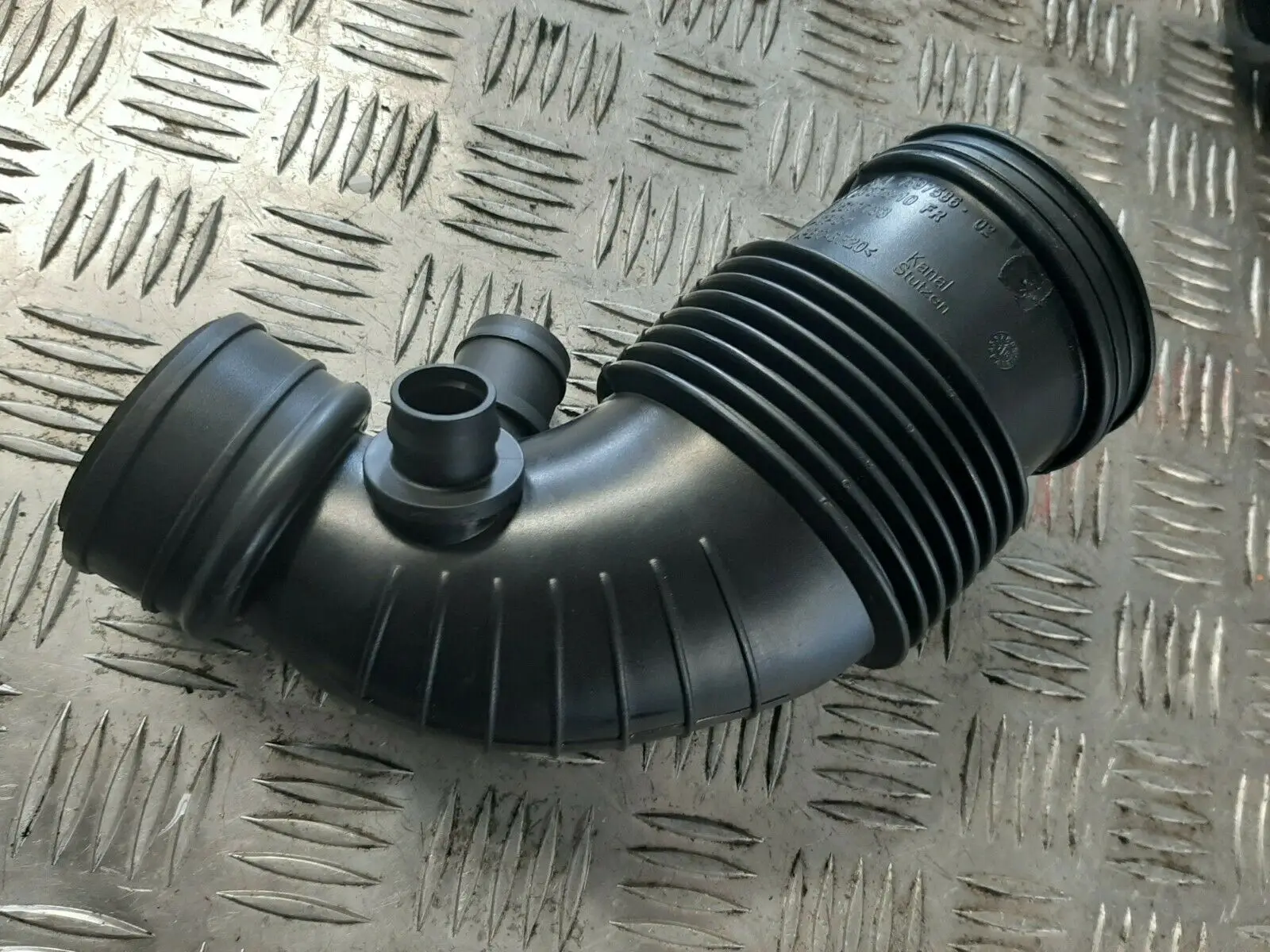 

Фильтрованная трубка для воздуховода BMW F20 F21 F30 114i 116i 118i 316i 320i N13 13717597586, 1 шт.