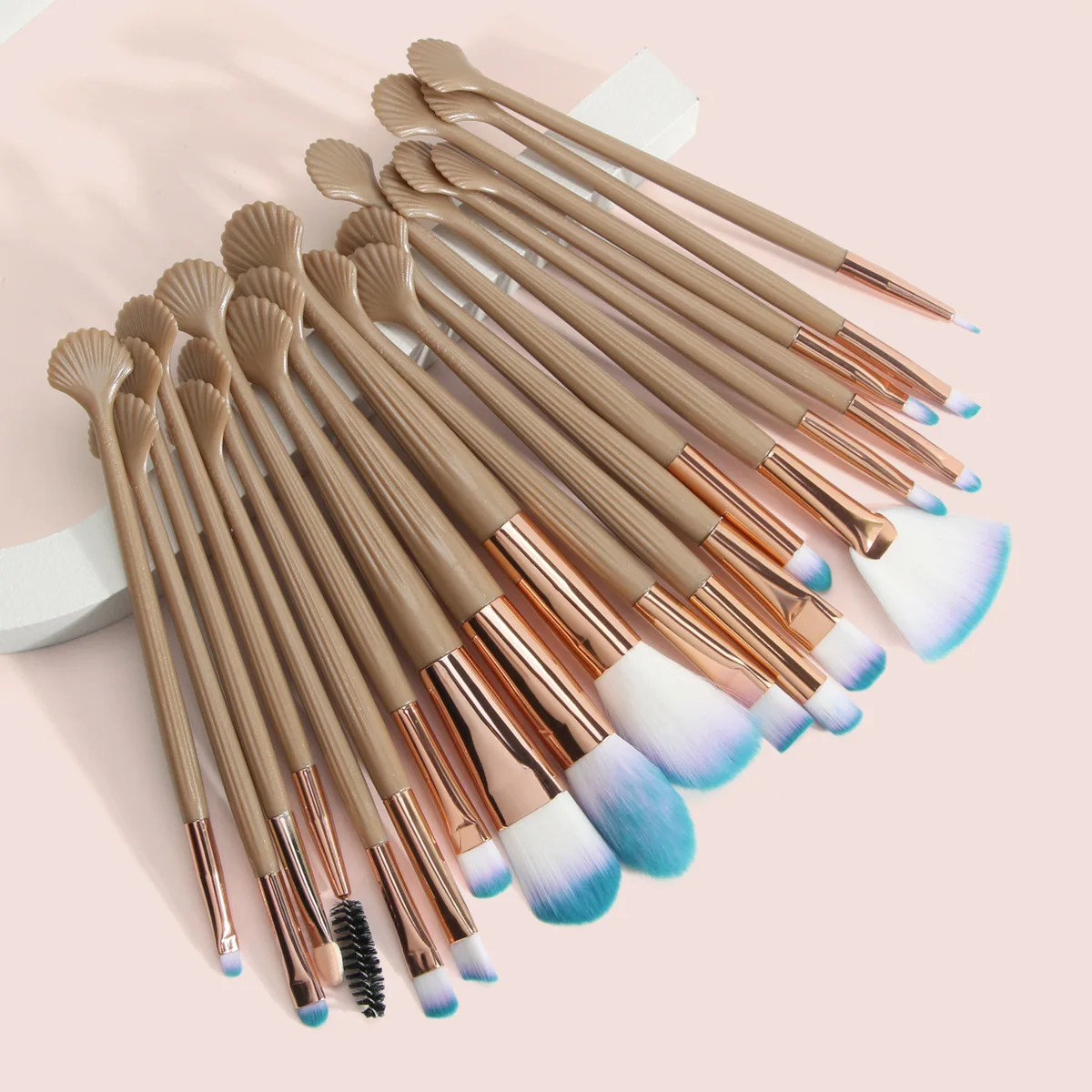 

20pcs Makeup Brushes Set Foundation Eyeshadow Blending Lip Fan Shell Make Up Brush Kit Synthetic Hair Gift Set For Women