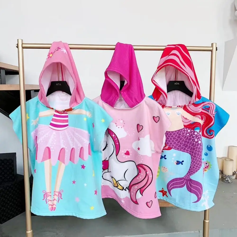 

Towel Poncho for Children Gym Sports Hooded Unicorn Mermaid Bathrobe Kids Surf Pool Changing Robe Baby Girl Boy Swimming Towels