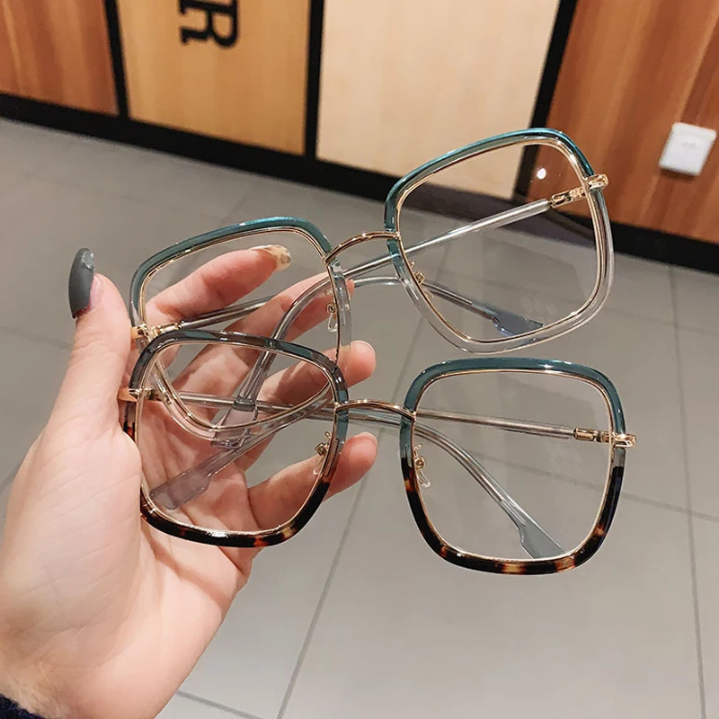 

Elbru Fashion Large Square Frame Plain Glasses Electronic Screen Radiation Protection Men and Women Comfortable Eyeglasses