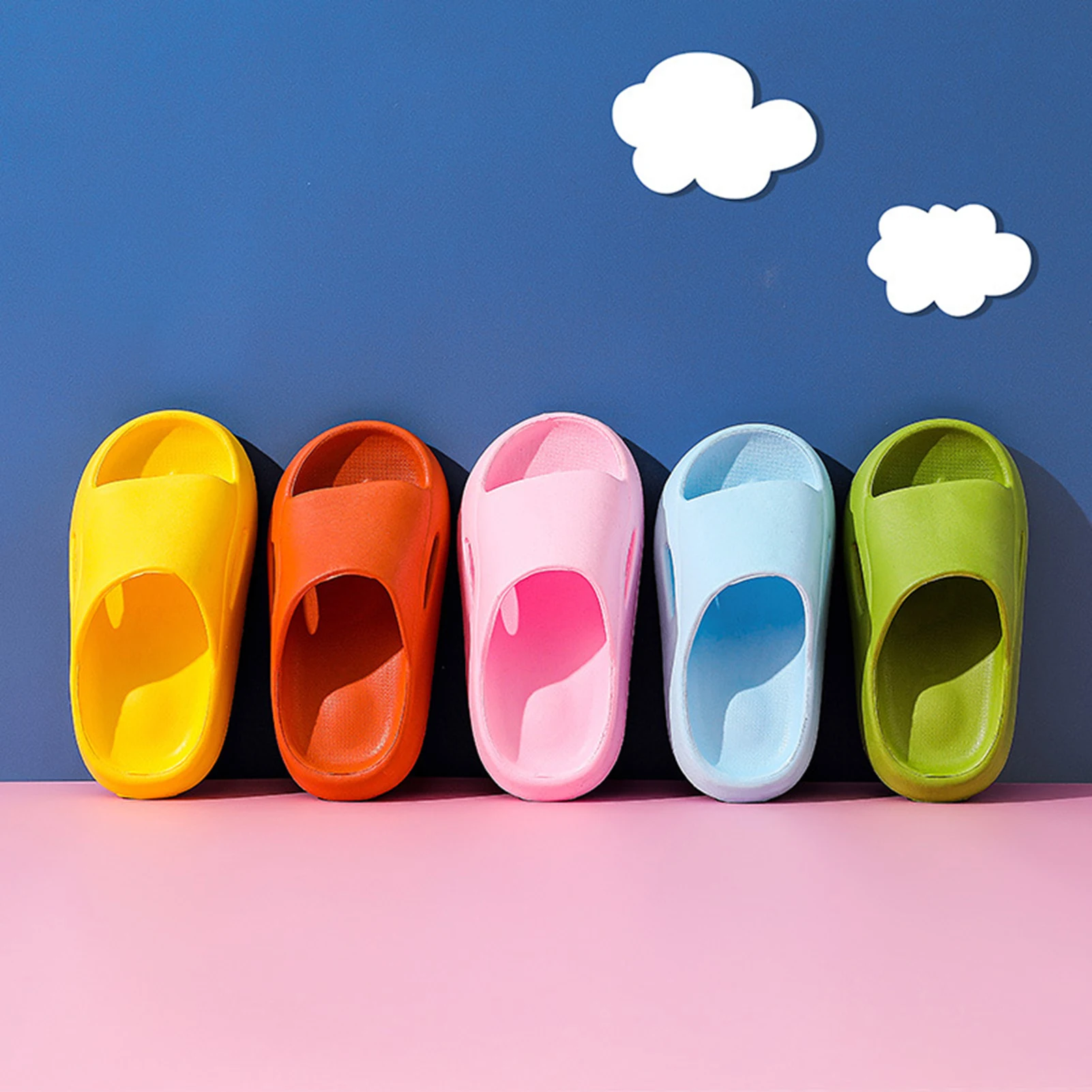 

Kids Fashion Home Slippers Slip On Flats Children Indoor Floor Flat Shoes Kids Slides Summer Non-slip Family Bathroom Sandal