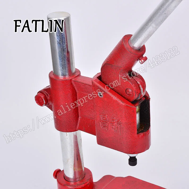 Инструмент для изготовления кнопок ручной работы с тканевым покрытием детали