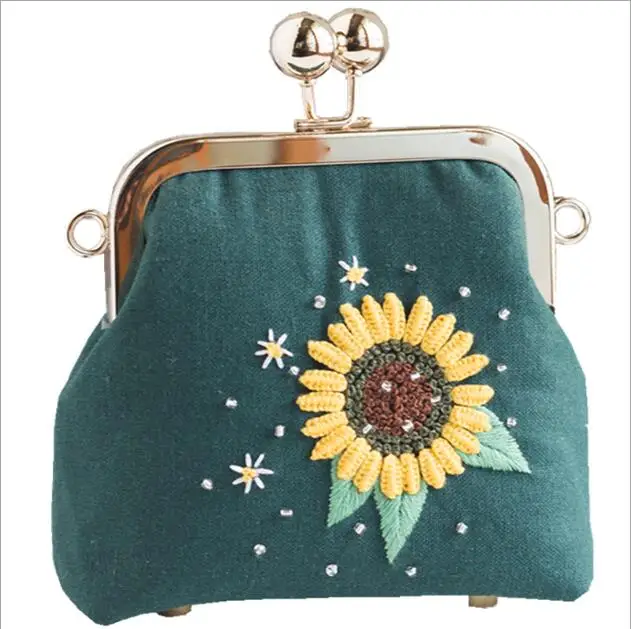 

Inclined straddle pocket purse European embroidery kit simple three-dimensional embroidery Ribbon kit embroidery needlework