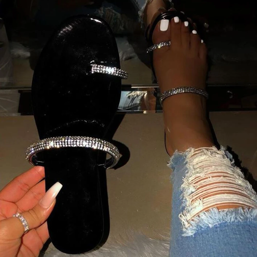 Новинка Лето 2019 женские тапочки с лазерными лентами радужная нескользящая обувь