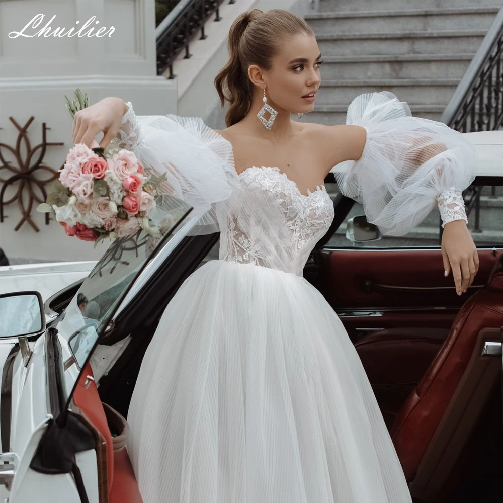 

Lhuilier Elegant A line Strapless Tulle Wedding Dresses 2021 Floor Length Puff Sleeves Sweep Train Pleated Bridal Gowns
