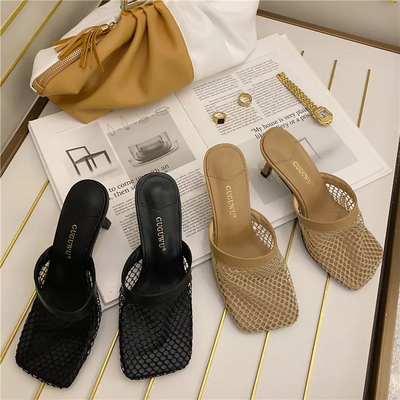 Летние женские туфли без задника Дизайнерские на высоком каблуке с вырезами