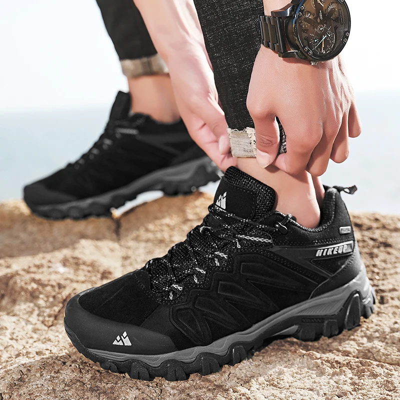 2021 Autumn Lace-Up Mens Climbing Trekking Hunting Sneakers Suede Leather Hiking Shoes Man Durable Outdoor Sport Trail Shoes Men