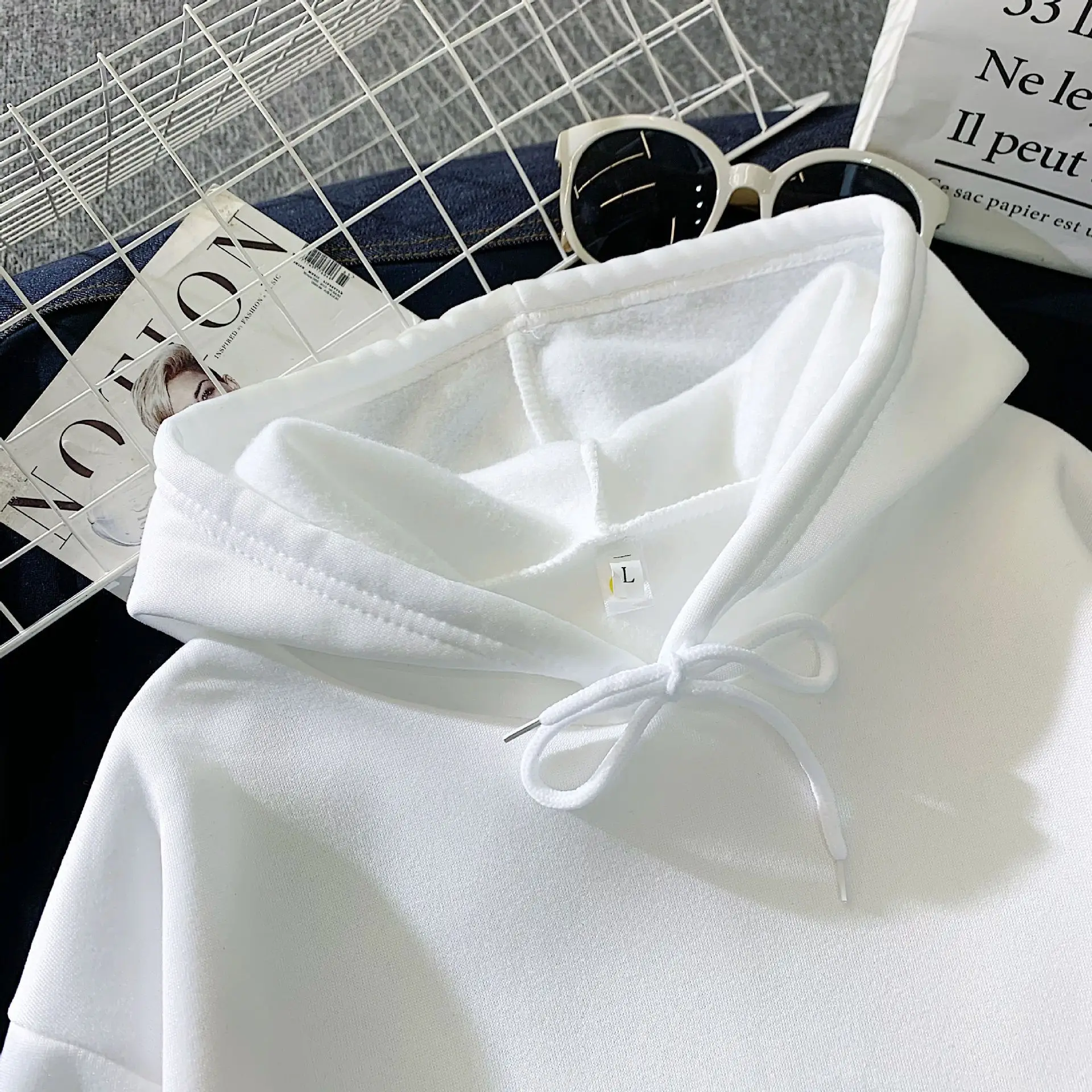 

Harry Styles Merch Louis Tomlinson Smile Walls Hoodies Women Harajuku Sweatshirt Streetwear Hoodie Moleton Feminino Clothing