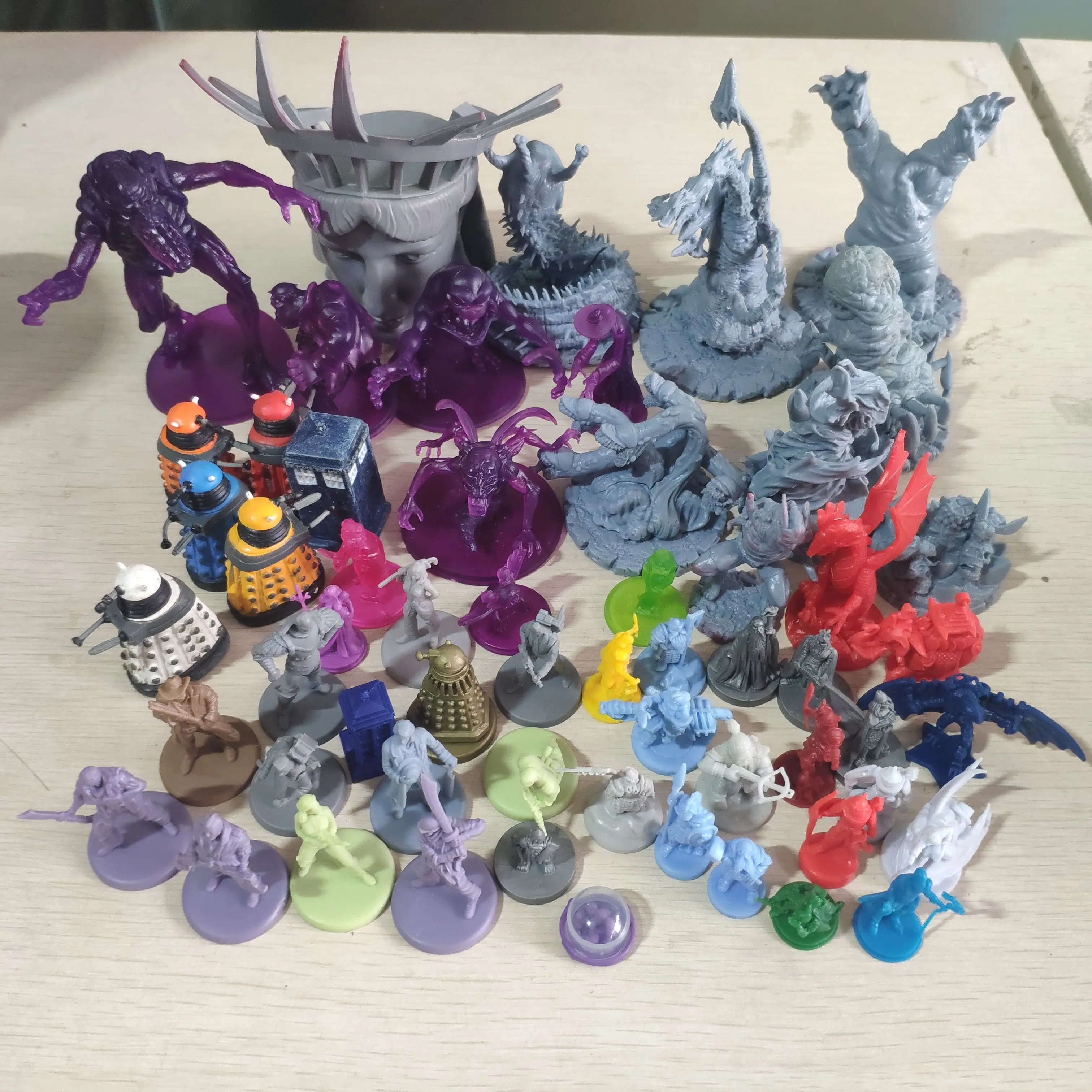 Настольная игра Kickstarter Alone Dungeon Crawler Cthulhu Wars ужас лиса Охотник миниатюры-ваш выбор -
