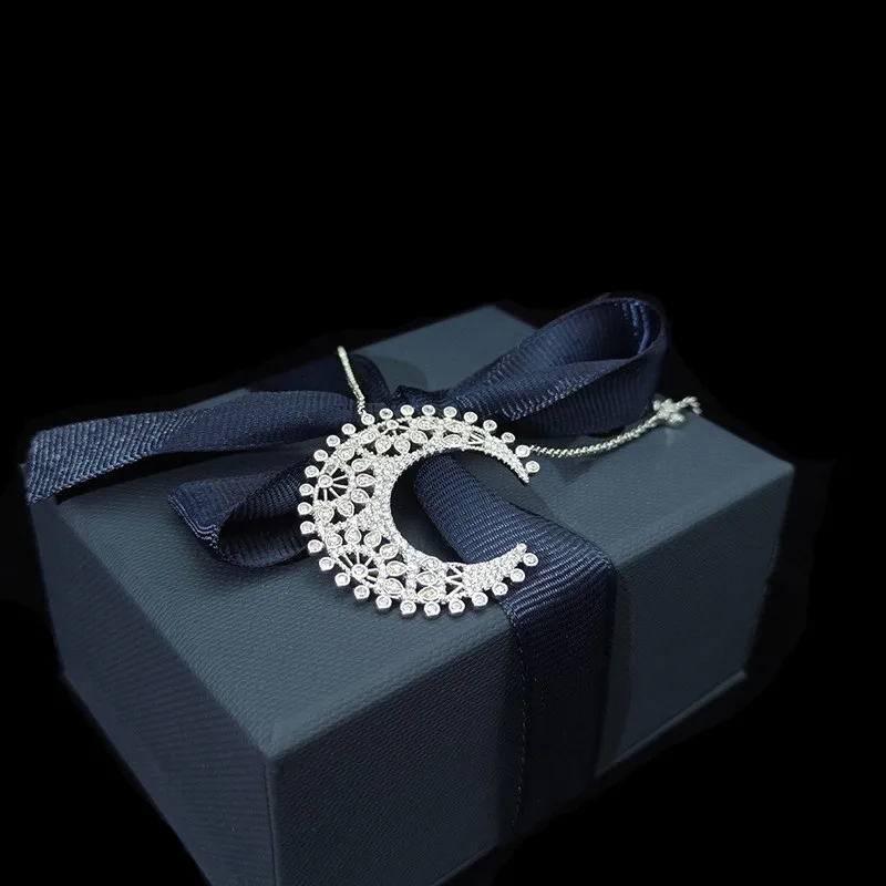 

New Star Moon Dearm Pendant Necklacesilver Color Zirconia Long Necklace Collar Bijoux Gifts For Women Zk30