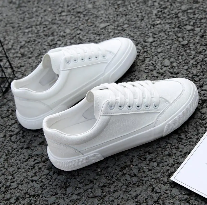 Мужские кроссовки Простые атмосферные уличные повседневные туфли Лучшая белая