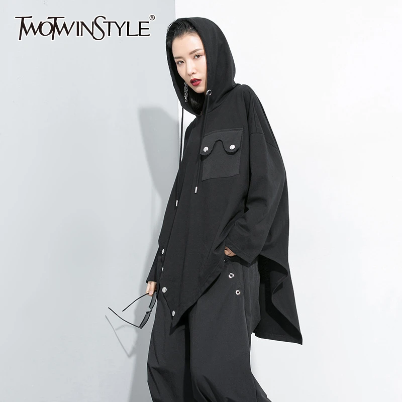 TWOTWINSTYLE Лоскутные женские толстовки с заклепками капюшоном длинным рукавом
