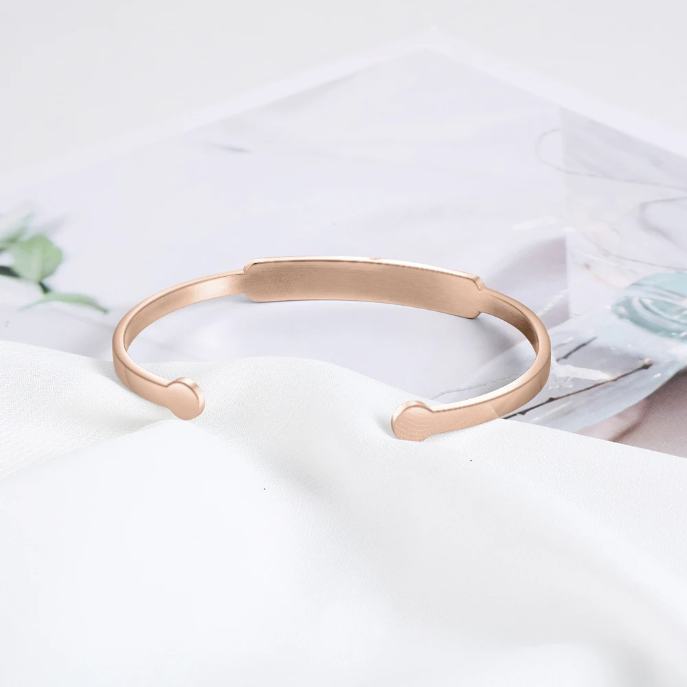 Браслет манжета с гравировкой имени на заказ позолоченный|Индивидуальные