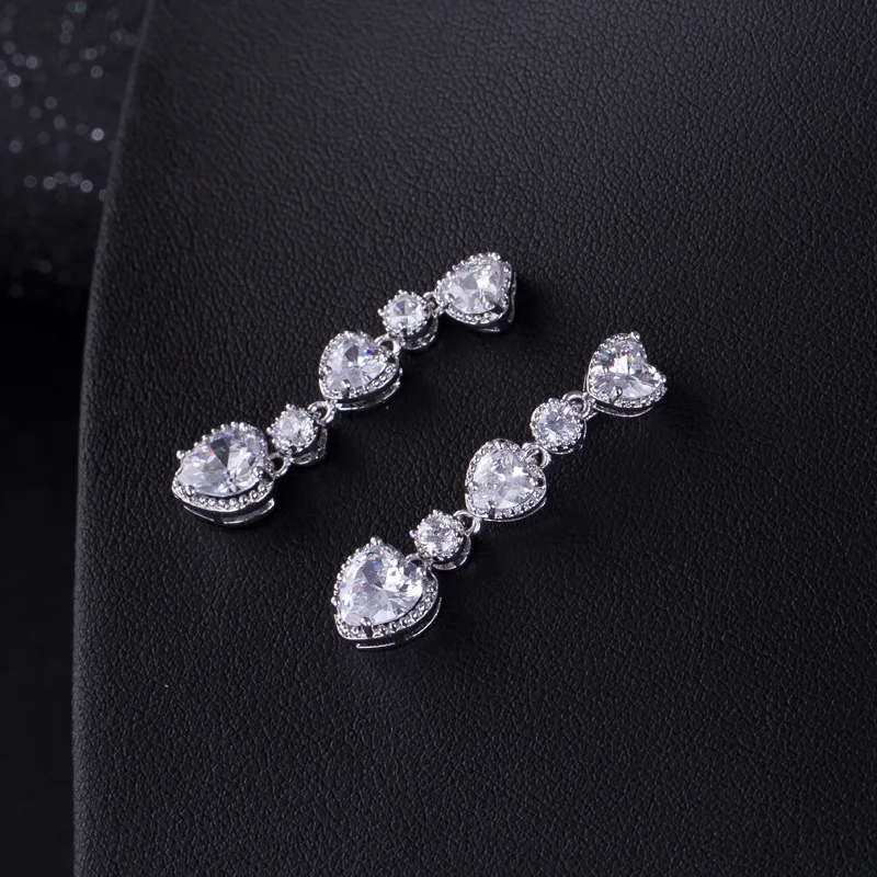 Женский ювелирный комплект из фианита серебристого цвета в форме сердца|jewelry