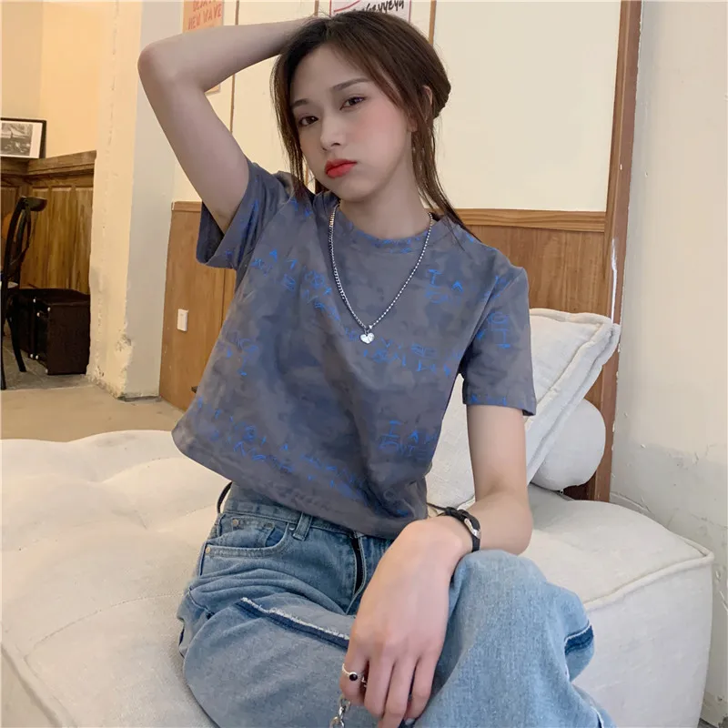 Короткий дизайн с буквенным принтом Повседневная модная женская футболка