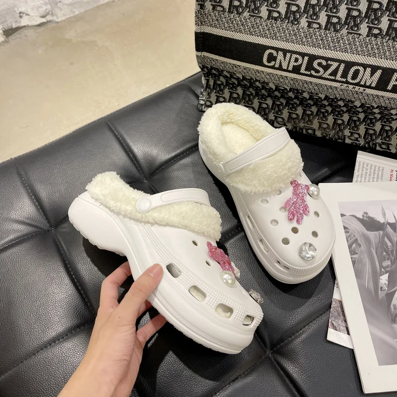 

Сланцы женские на плоской подошве, повседневные бархатные шлепанцы с мультяшным рисунком, Нескользящие, модная Уличная обувь, 2021