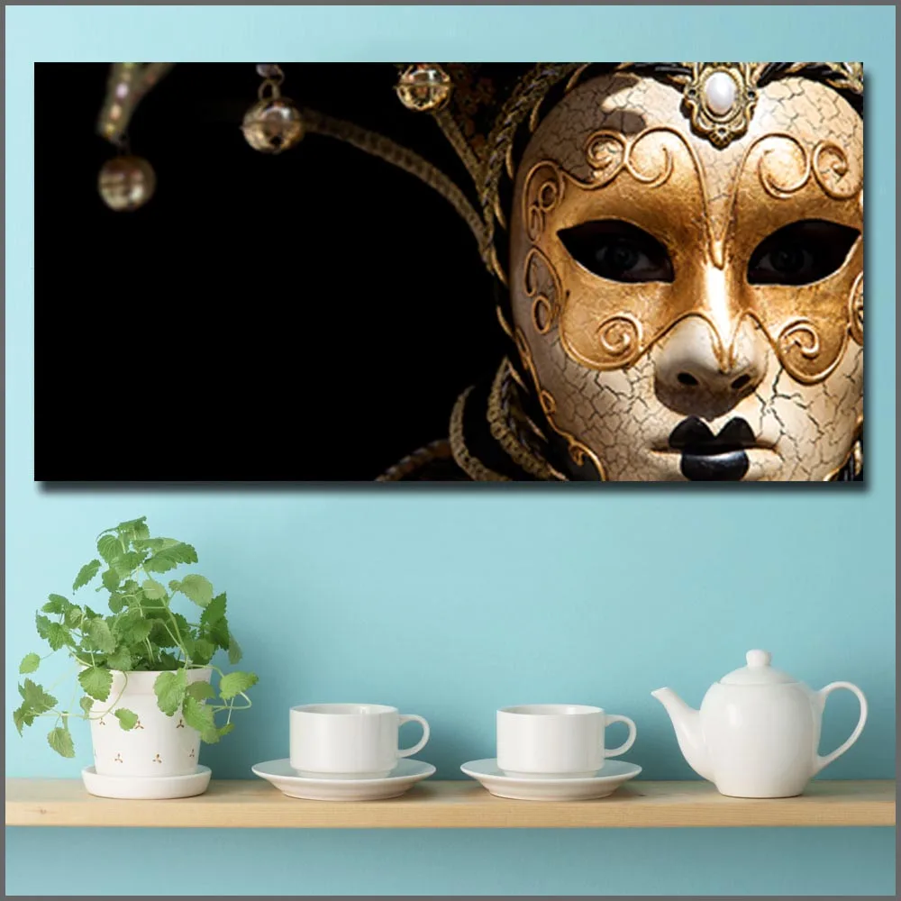 

Fashion Creative Gold Masked Abstract Poster Canvas Poster Wall Art Print Scandinavian Painting Picture Home Decor Unstretched